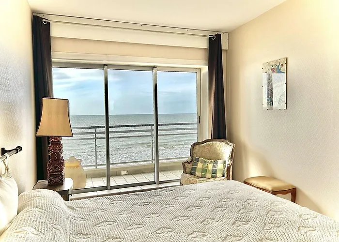 Spacieux Avec Terrasse Face - 2 Pieces, 4 Couchages A - Fr-1-245-80