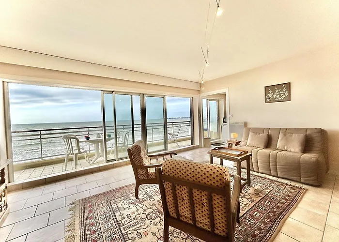 Spacieux Avec Terrasse Face - 2 Pieces, 4 Couchages A - Fr-1-245-80 *